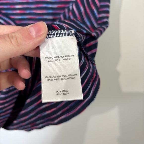 🎉4/30$🎉 Lole Multicolor Fitted Striped Tee - Size M - Picture 3 of 4